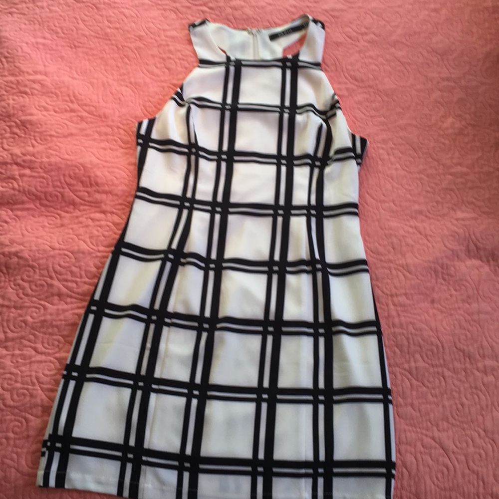 Adorable Ark & Company dress